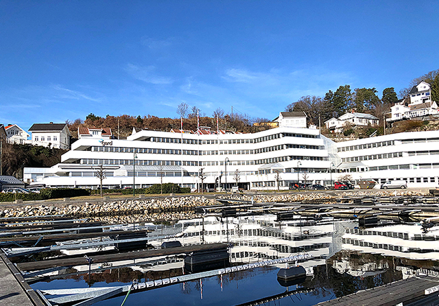 Bedriftsbesøk hos flaggskipet innen skipsforsikring